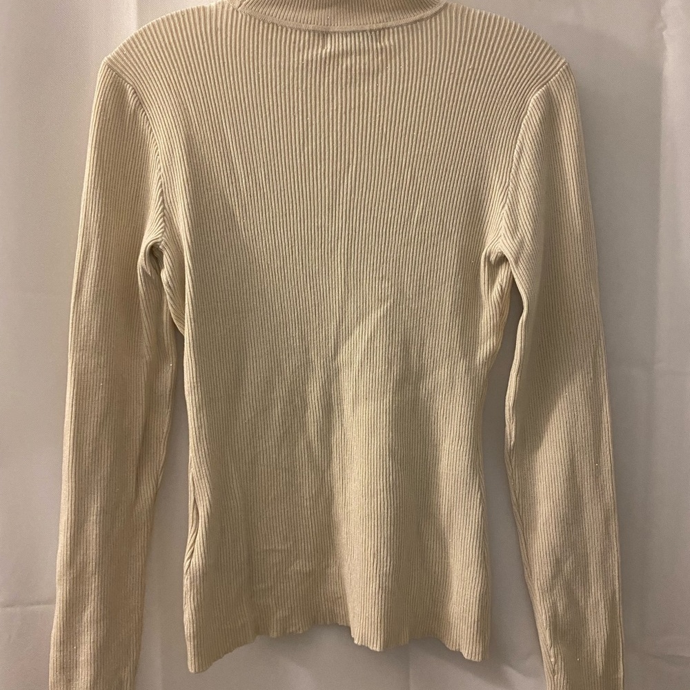 Guess Cream Ribbed V-Neck Sweater - Picture 5 of 6